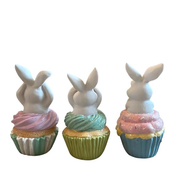 Sweet Treats Easter Cupcakes Pastel Bunny Rabbit Decor Set of 3 New - Picture 12 of 15